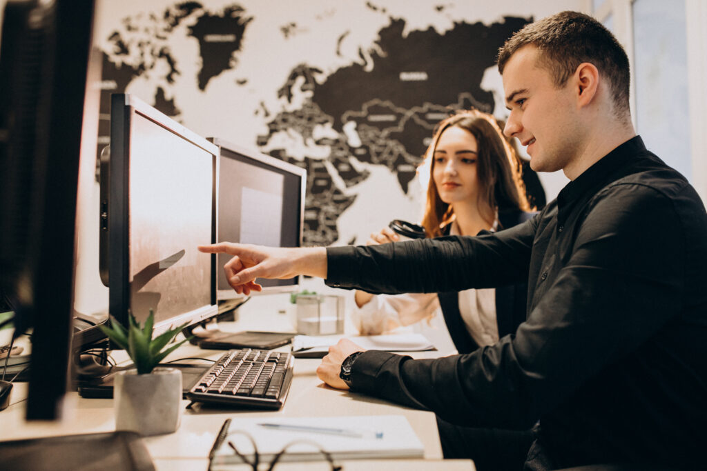 Workers develop SaaS Marketing Campaigns
